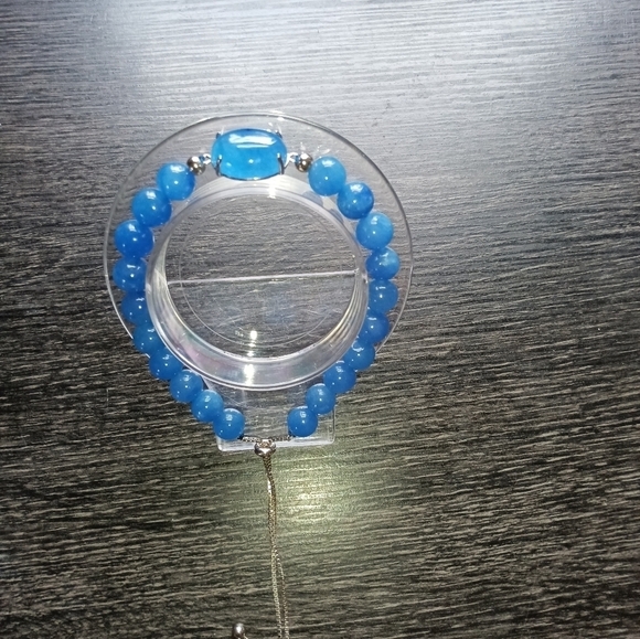 Azure Beaded Bracelet with Silver Accents - Picture 4 of 14
